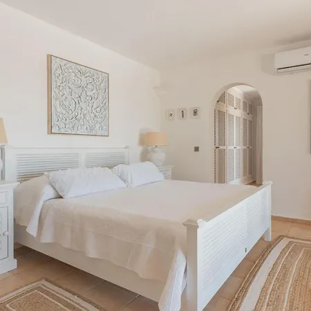 Des Riu Santa Eularia des Riu